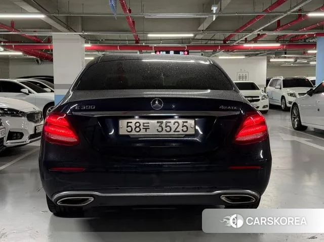 Mercedes-Benz E-Class W213 id 3243636 из Кореи 9
