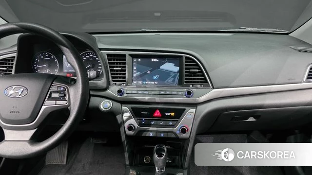 Hyundai Avante AD id 3845717 из Кореи 9