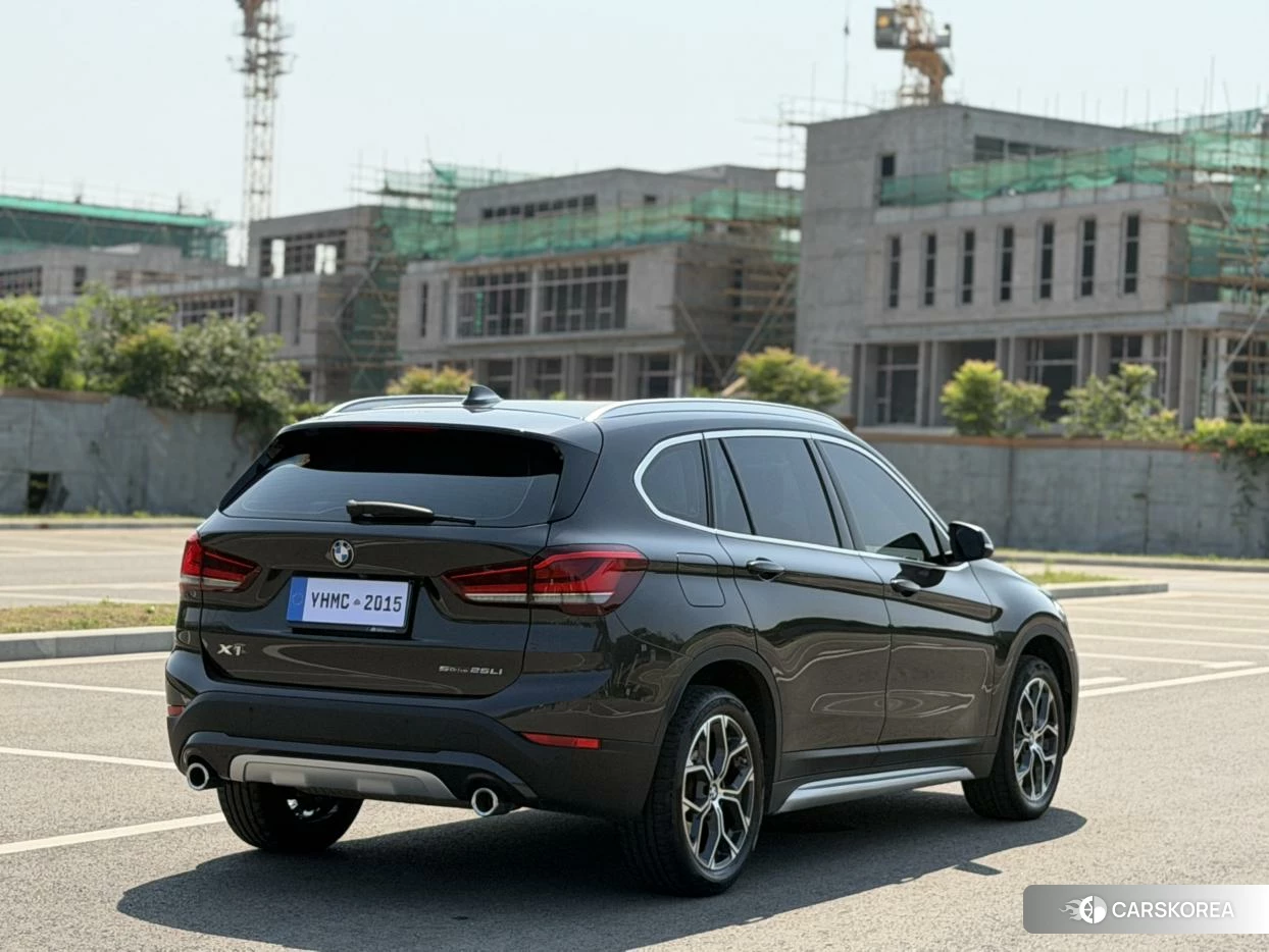 BMW X1 id 4452523 из Китая 9