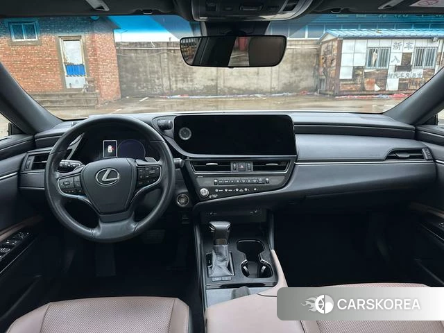 Lexus ES id 4307412 из Китая 9