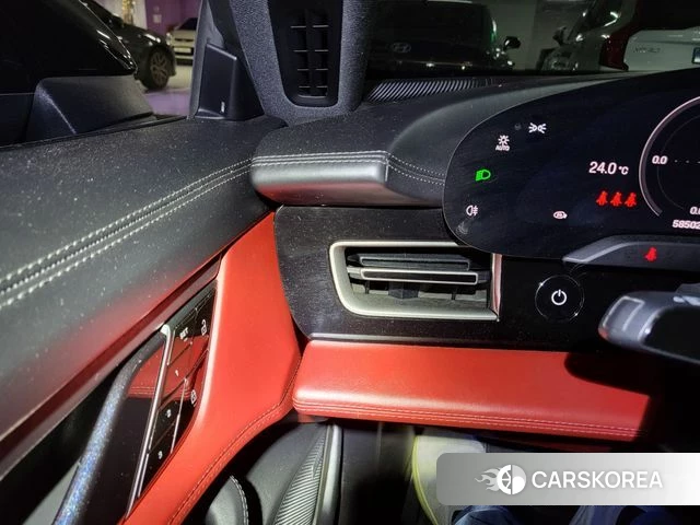 Porsche Taycan id 4542366 из Кореи 9