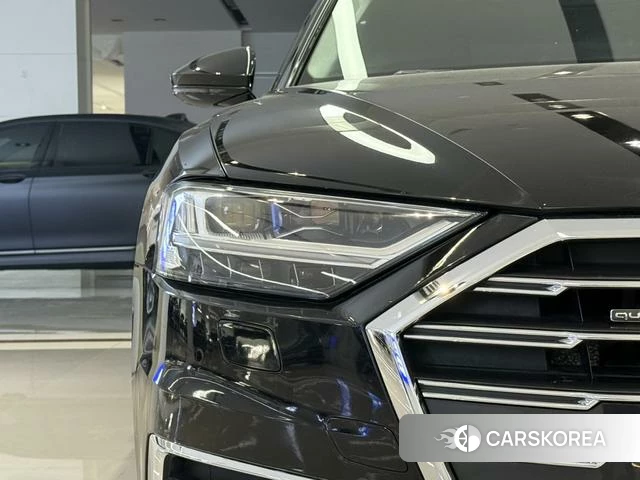 Audi A8 id 4240703 из Китая 9