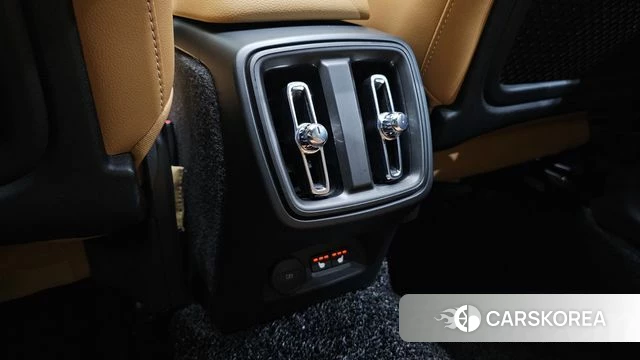 Volvo XC40 id 4688028 из Кореи 9