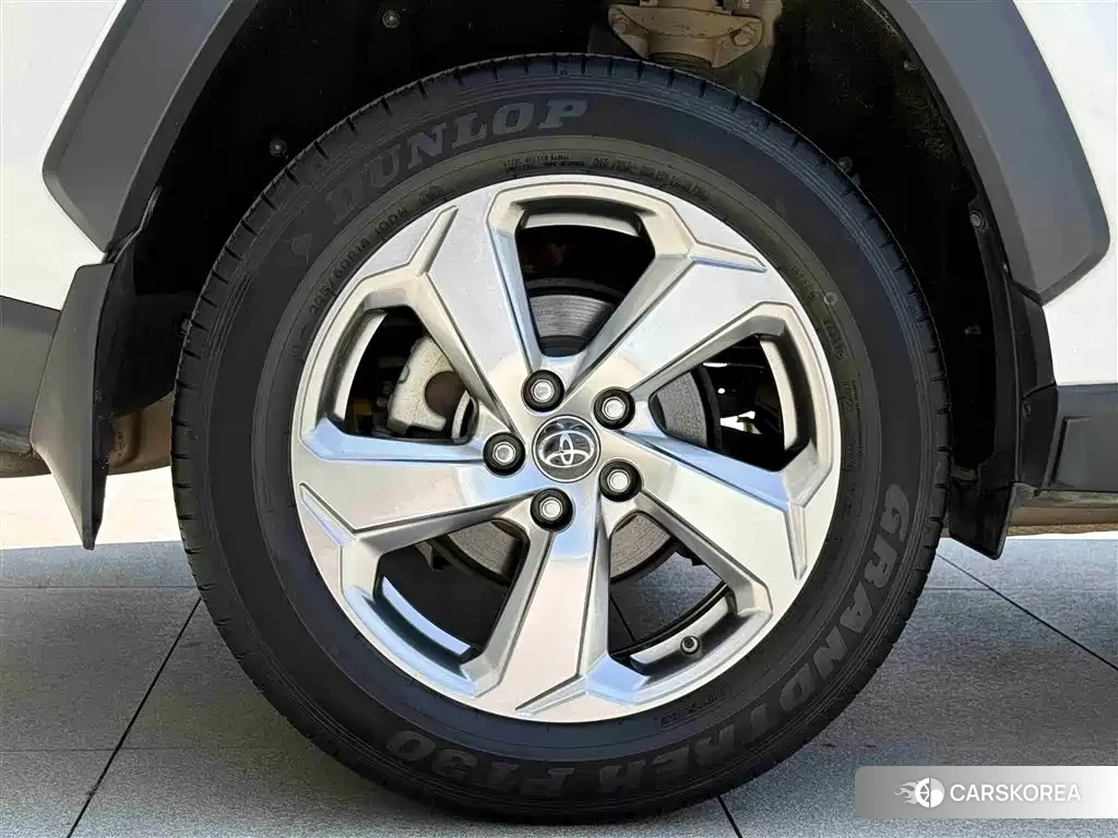 Toyota RAV4 id 4680612 из Китая 9