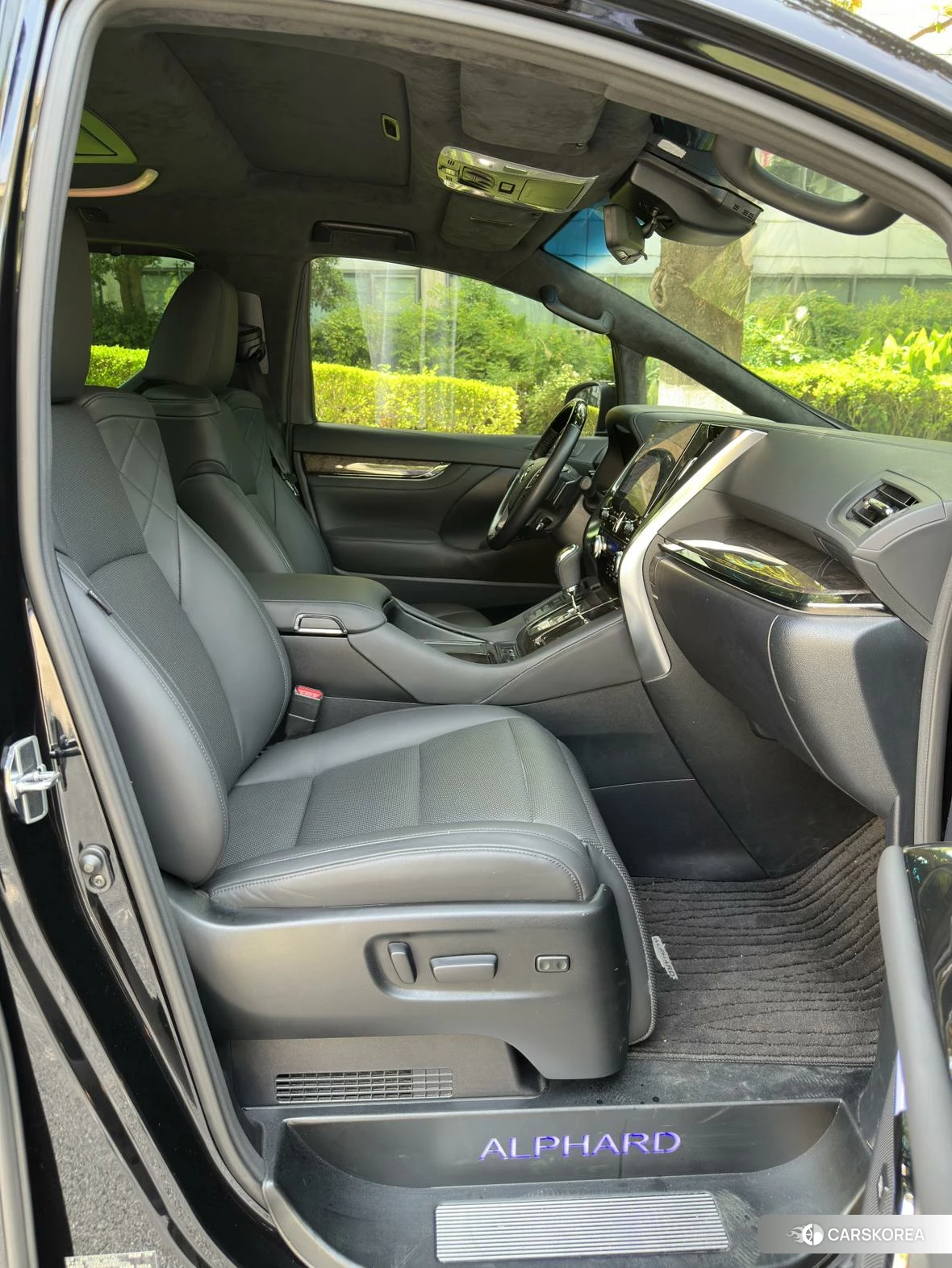 Toyota Alphard id 4453691 из Китая 9