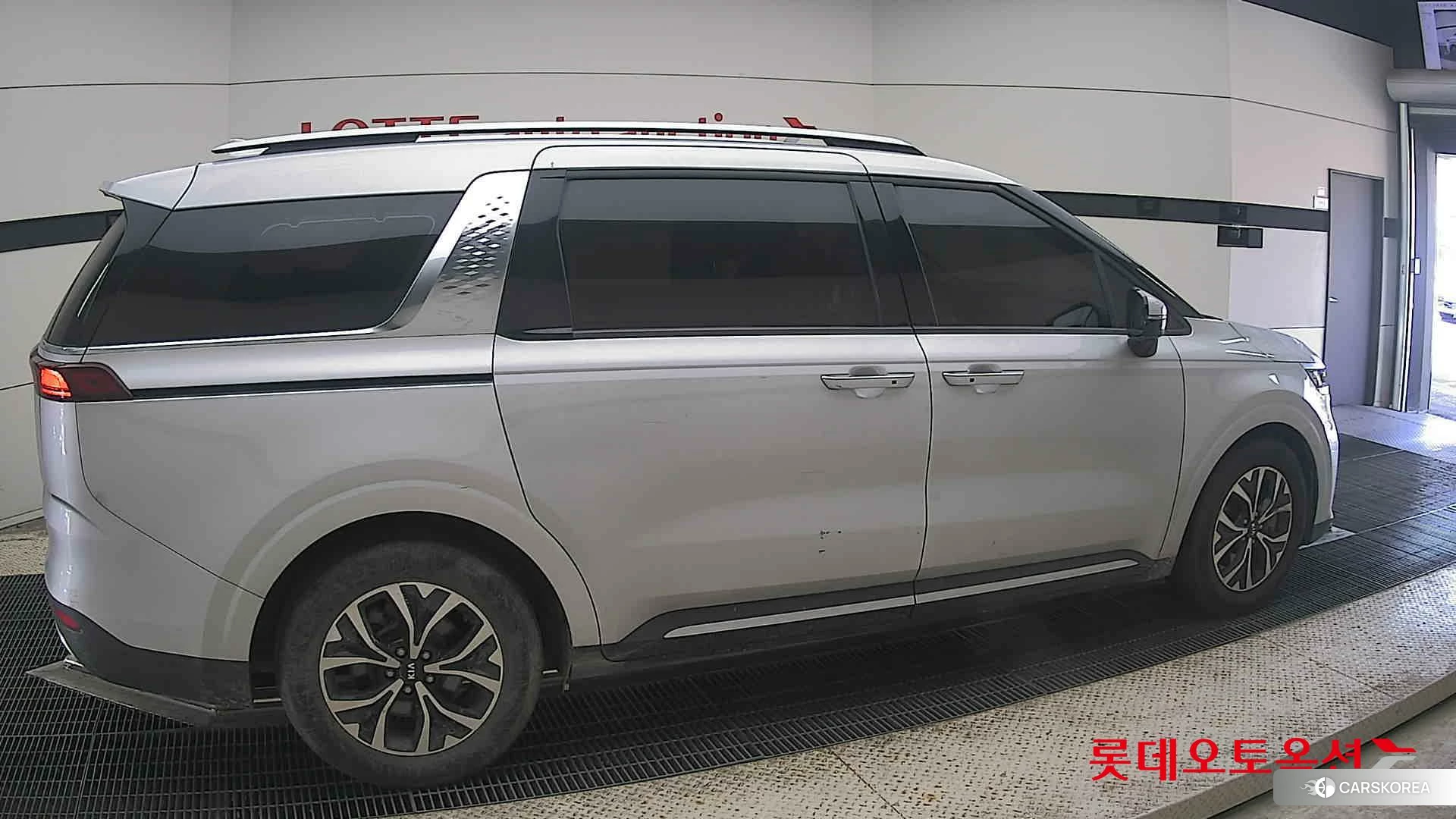 Kia Carnival id 4909317 из Кореи 9