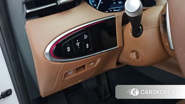 Genesis GV70 id 3708039 из Кореи 9