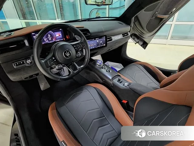 Maserati MC20 id 3577139 из Кореи 9