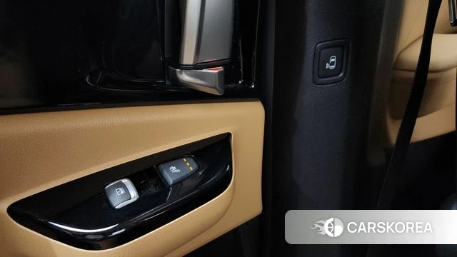 Kia Carnival 4th generation id 3832110 из Кореи 9