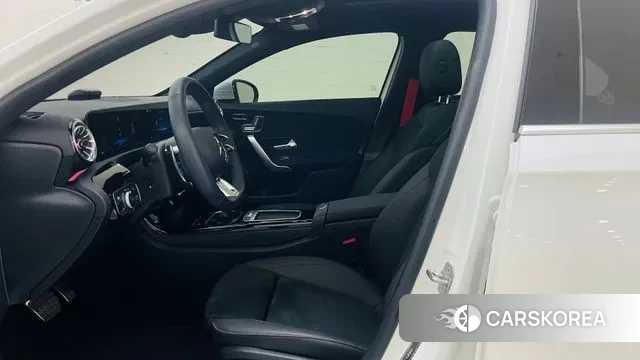 Mercedes-Benz A-Class W177 id 3347307 из Кореи 9