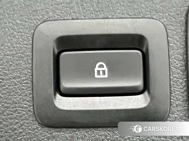 Mazda CX-30 id 4259052 из Китая 9