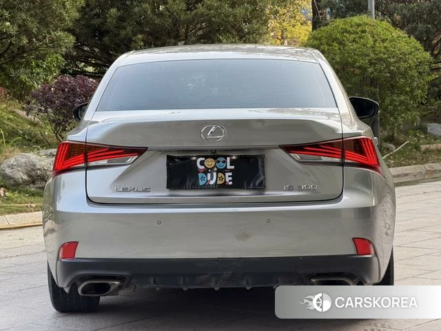Lexus IS id 3888961 из Китая 9