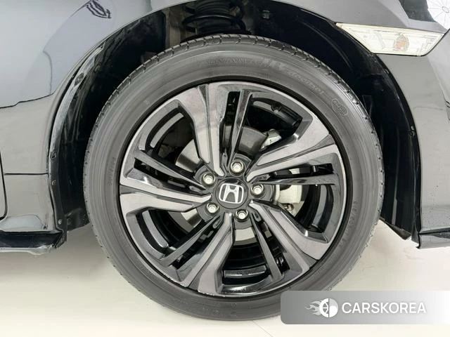 Honda Civic id 4279151 из Китая 9