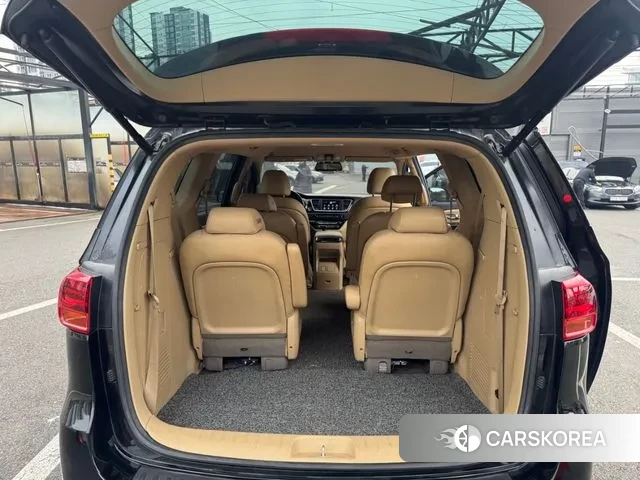 Kia The New Carnival id 3541409 из Кореи 9