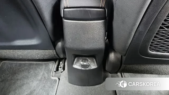 Kia Stonic id 3018772 из Кореи 9