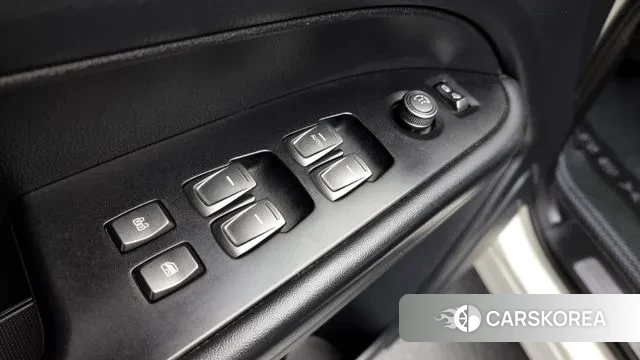 Ssangyong Rexton Sports id 3013487 из Кореи 9