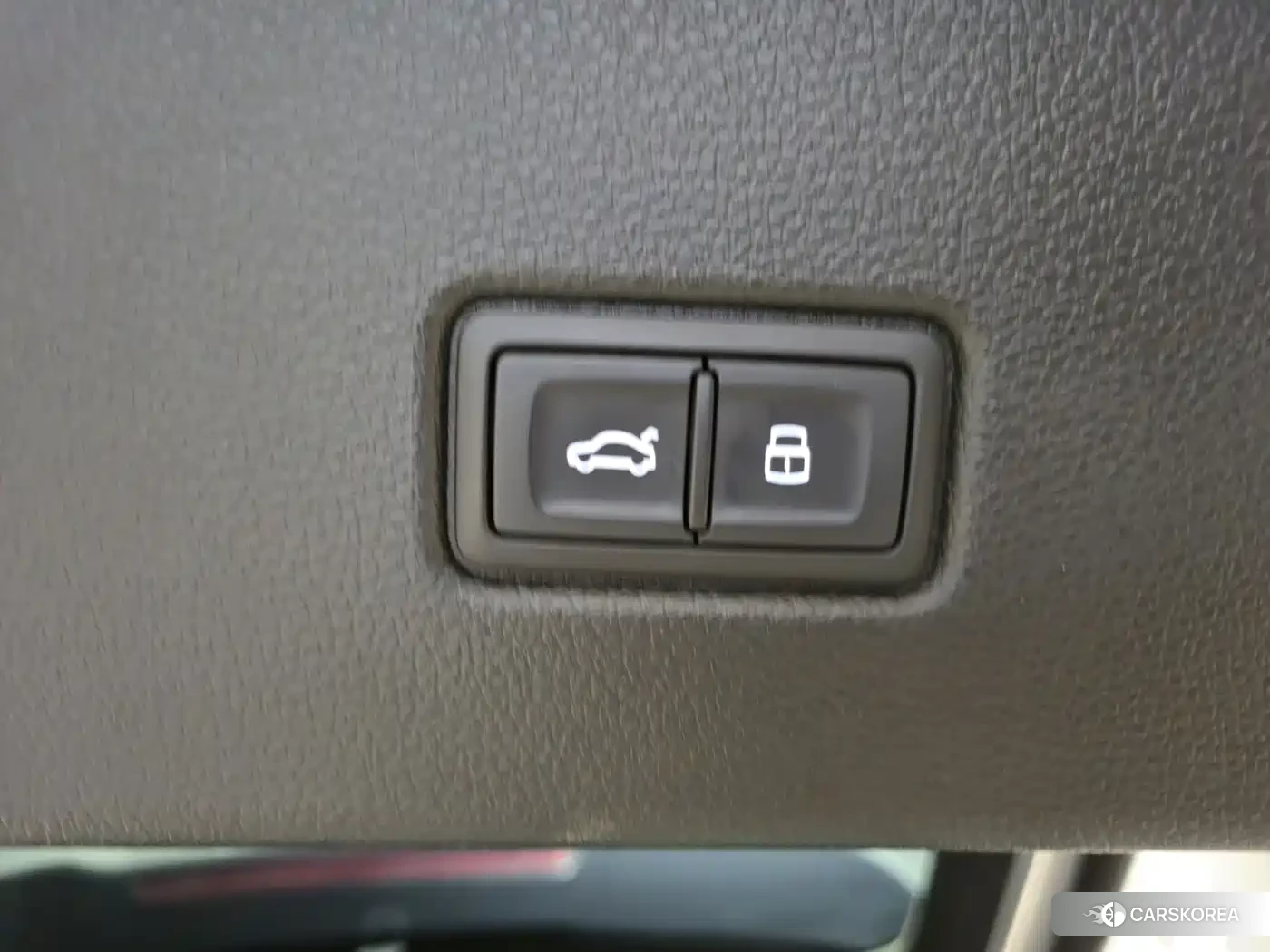 Audi Q5L id 4545894 из Китая 9