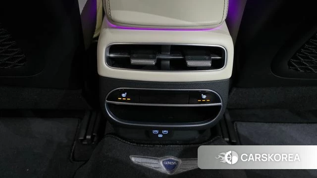 Genesis GV70 id 3800105 из Кореи 9