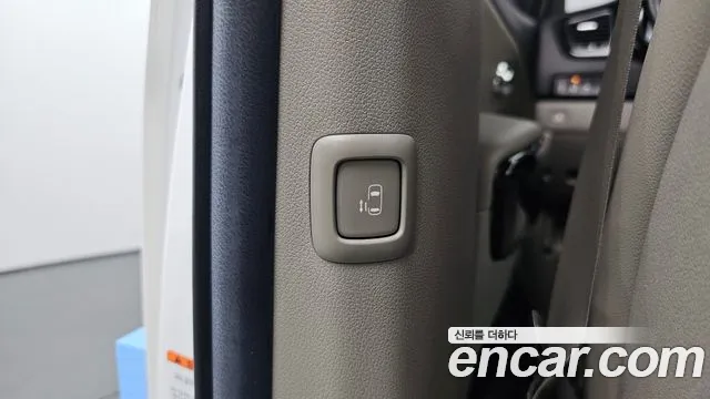 Kia The New Carnival id 2762354 из Кореи 9