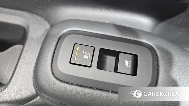 Hyundai Santa Fe (MX5) id 3721182 из Кореи 9