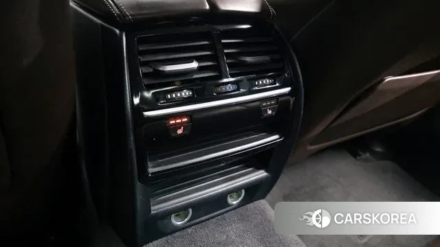 BMW 5 Series (G30) id 3636713 из Кореи 9