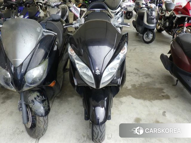 Suzuki SKYWAVE 250S id 3947564 из Японии 9