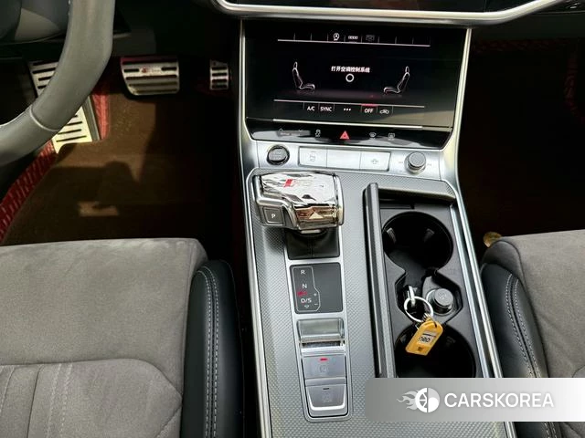 Audi A6L id 4254850 из Китая 9