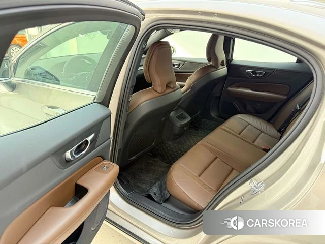 Volvo S60 id 4211001 из Китая 9