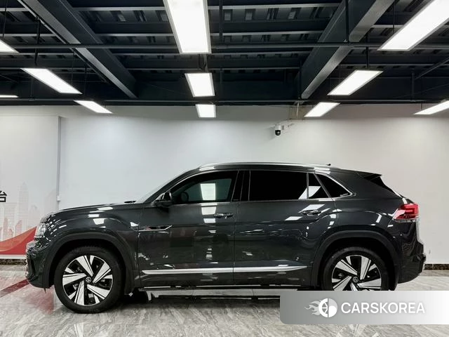 Volkswagen Tourang id 4261641 из Китая 9