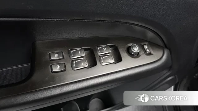 Ssangyong Rexton Sports id 3789579 из Кореи 9