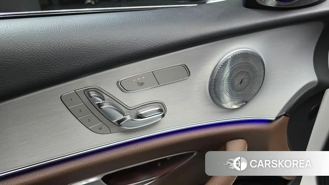 Mercedes-Benz E-Class W213 id 4614581 из Кореи 9