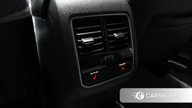 Volkswagen The New Passat id 3917309 из Кореи 9