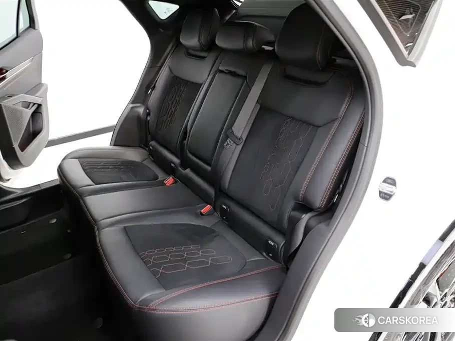 Ford EVOS id 4548185 из Китая 9