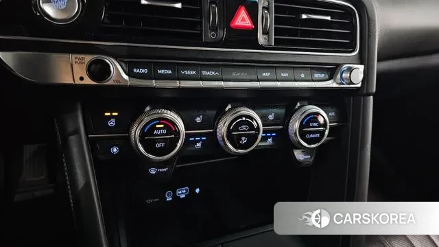 Genesis G70 id 3708798 из Кореи 9