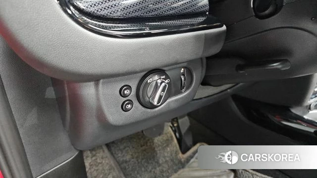 Mini Cooper Clubman id 3891809 из Кореи 9