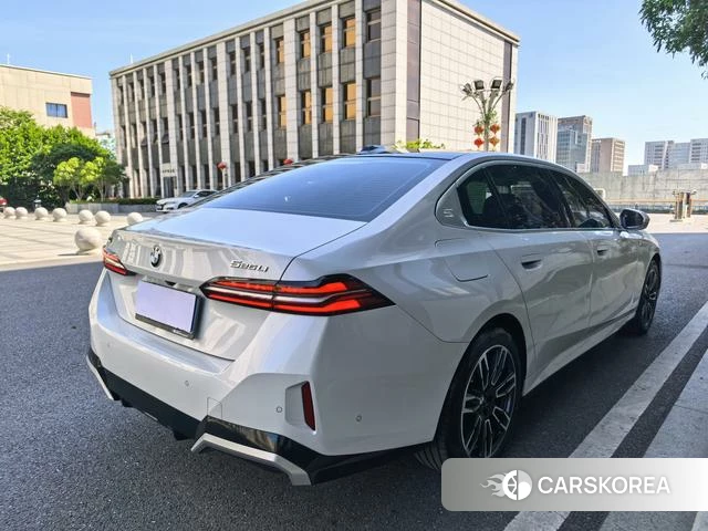 BMW 5 series id 4297291 из Китая 9