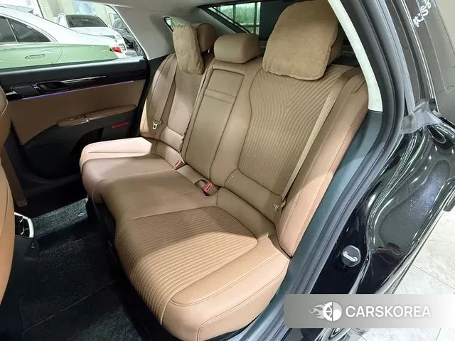 Hyundai Grandeur Hybrid (GN7) id 3020884 из Кореи 9