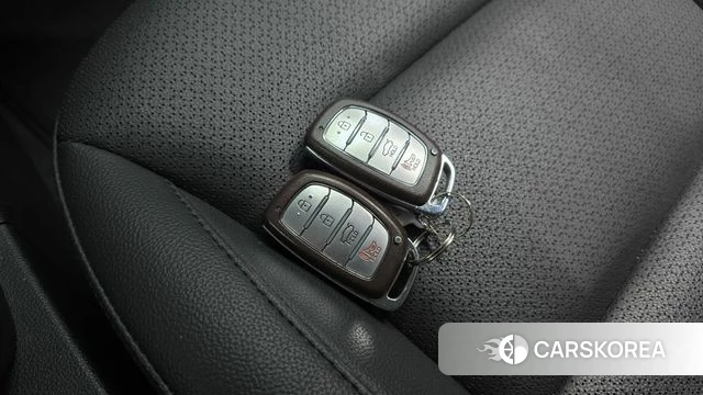 Hyundai Avante AD id 4447978 из Кореи 9