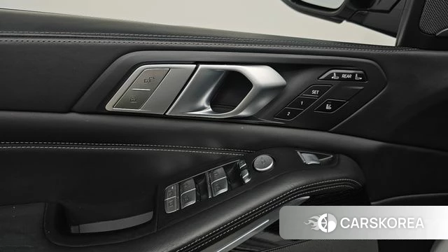 BMW X7 (G07) id 4693200 из Кореи 9