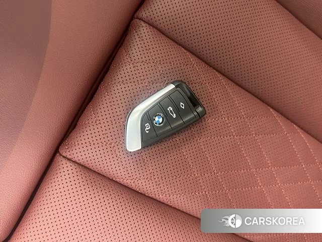 BMW 3 series id 4353253 из Китая 9