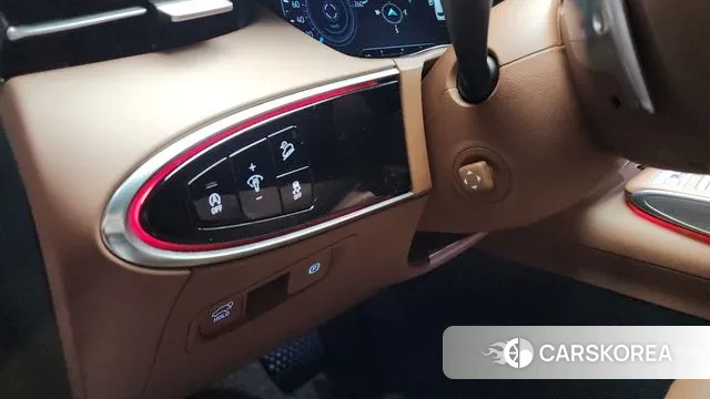 Genesis GV70 id 3400035 из Кореи 9