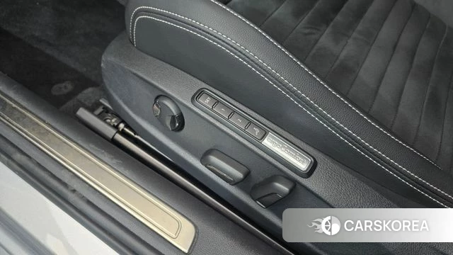 Volkswagen Passat GT (B8) id 4231922 из Кореи 9