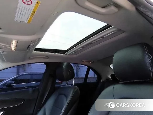 Mercedes-Benz C-Class W205 id 3024202 из Кореи 9