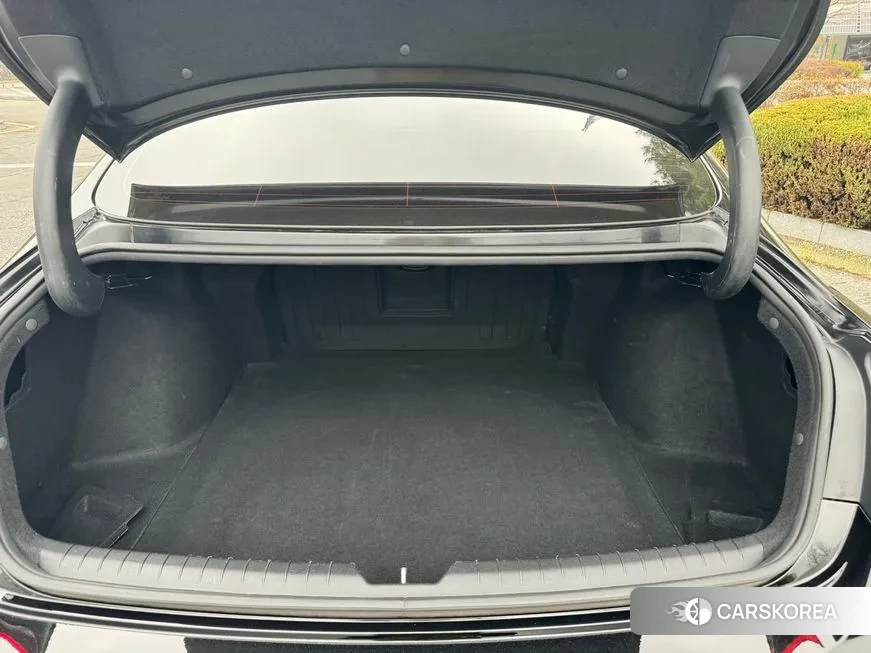 Hyundai Sonata (DN8) id 1625312 из Кореи 9