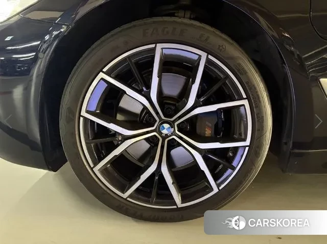 BMW 5 Series (G30) id 3433465 из Кореи 9