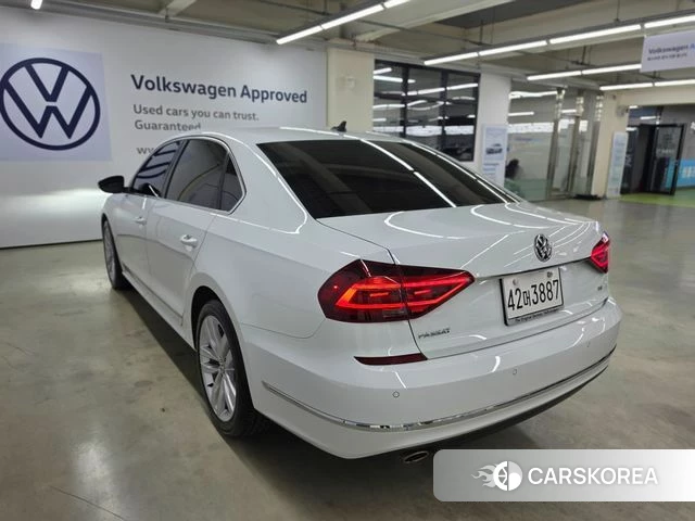 Volkswagen The New Passat id 4285951 из Кореи 9