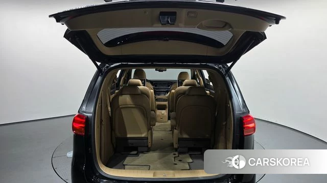 Kia The New Carnival id 4651891 из Кореи 9