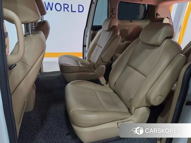 Kia All New Carnival id 3905961 из Кореи 9