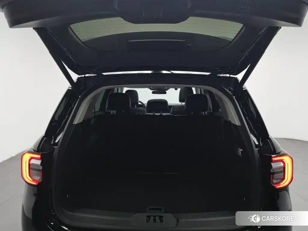 Ford Explorer id 4679729 из Китая 9
