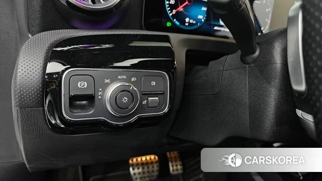 Mercedes-Benz A-Class W177 id 4524748 из Кореи 9